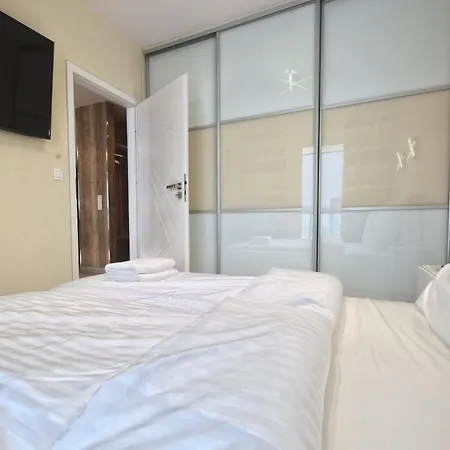 Baltic Seaside Towers Apartment Gdansk